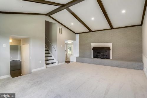 11744 Lovejoy St, Silver Spring MD 20902-1632 exterior