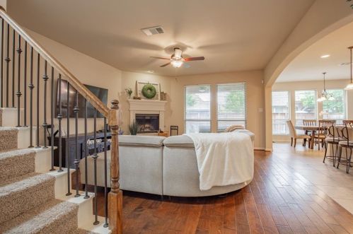 401 Perkins, Argyle TX 76226-5571 exterior