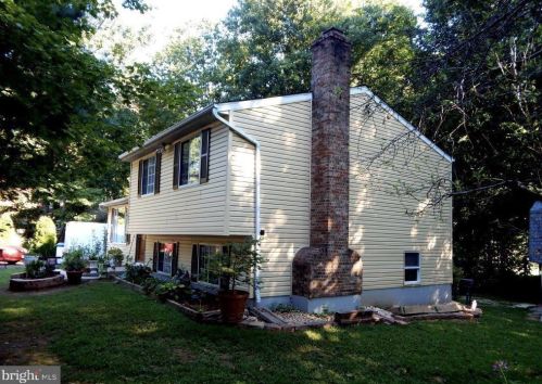 9300 Jackson, Springfield VA  22015-2019 exterior