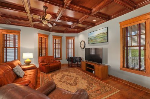 1003 Walter St, Lemont IL  60439-3920 exterior