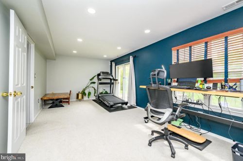 80 Shrewsbury Pl, Princeton NJ  08540-0063 exterior