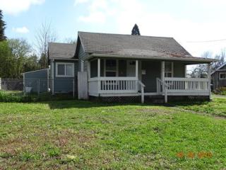 1165 5th St, Springfield OR  97477-3053 exterior