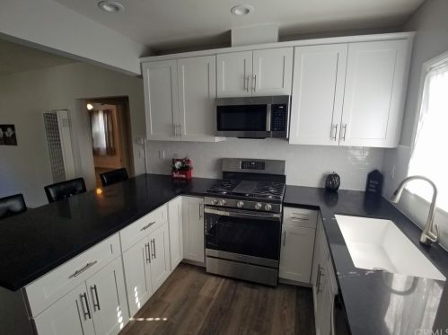 5144 Olivewood Ave, Riverside CA  92506-1311 exterior