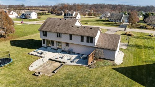 5253 Hearthstone Dr, Springfield OH  45502-8364 exterior