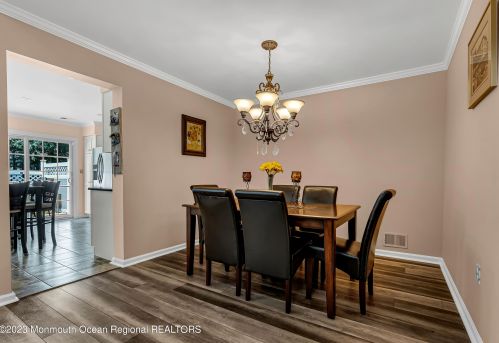 353 Daniele Dr, Tinton Falls NJ 07712-7943 exterior