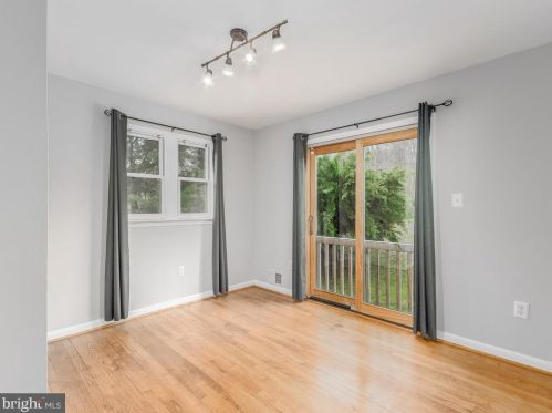 1418 D St, Woodbridge, VA 22191-1710