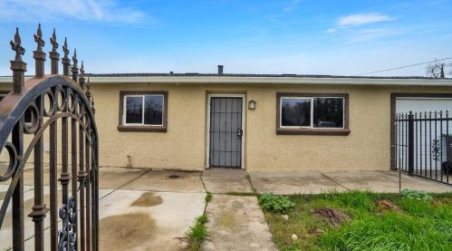 1879 Sonora St, Stockton, CA 95203-2934