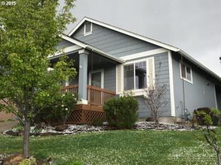 3535 30th Ct, Eagle Crest, OR 97756-7012