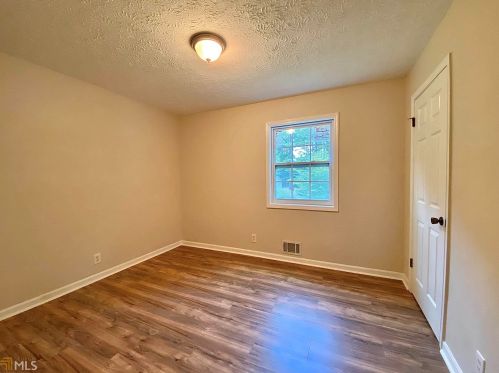 1765 Stag Dr, Conyers GA  30012-3642 exterior