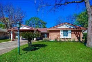 2311 Haverhill Dr, Houston TX  77008-3028 exterior