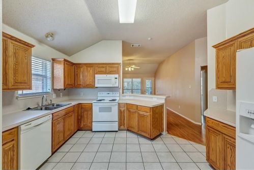 8937 River Trails Blvd, Fort Worth TX  76118-7719 exterior