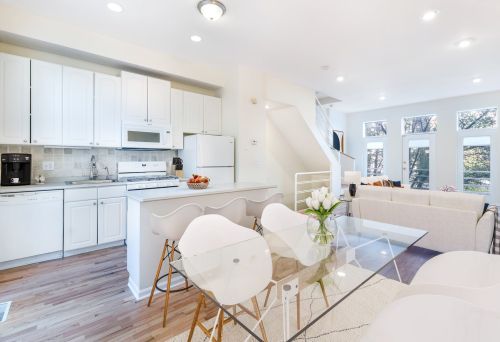 2203 Ohio St, Chicago IL  60612-1519 exterior