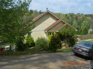 151 Talona Lake Ter, Ellijay, GA 30536-6713