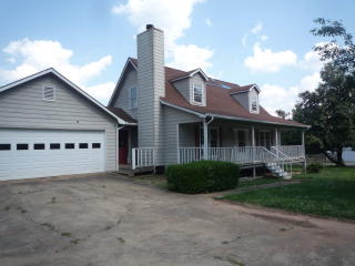 519 Old Center Point Rd, Carrollton, GA 30117-9374