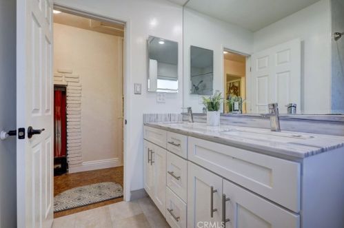 2062 Flower St, Santa Ana CA 92706-1928 exterior