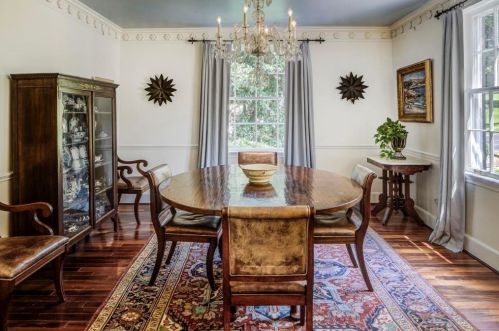 2 Emma Ln, Atlanta GA  30342-3836 exterior