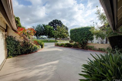 14611 Alder Ln, Tustin, CA 92780-6738