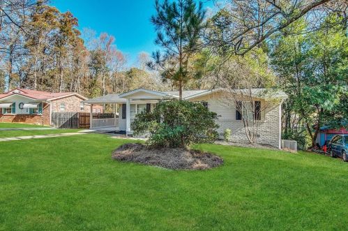 733 San Fernando Dr, Smyrna GA  30080-1437 exterior