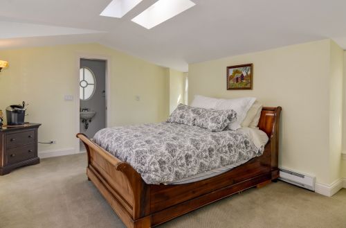 137 Oxford Ave, Willowbrook IL  60514-1151 exterior