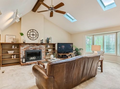 6890 Niagara Ct, Englewood CO 80112-1011 exterior