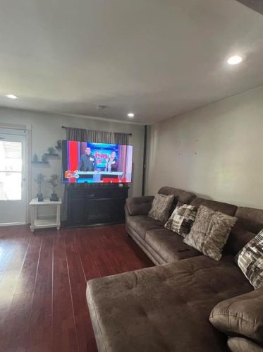 524 Greenleaf St, Allentown PA  18102-1755 exterior