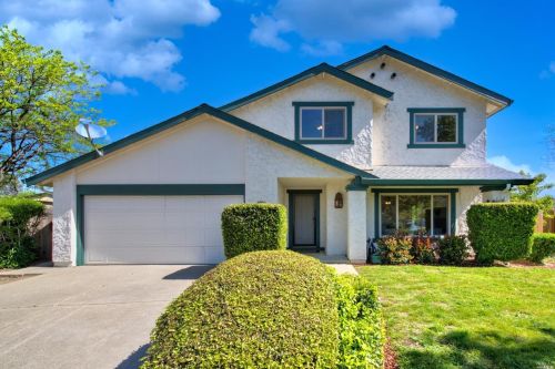 686 Kingman Ct, Vacaville, CA 95687-5425