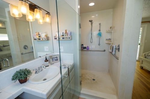 15742 Orange Blossom Rd, Valley Home CA 95361-9522 exterior