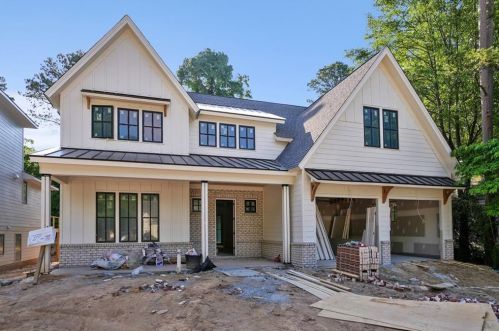 3197 Clairwood Ter, Atlanta GA  30341-3213 exterior