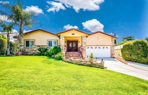 4900 La Crescenta Ave, Glendale, CA 91214-2942