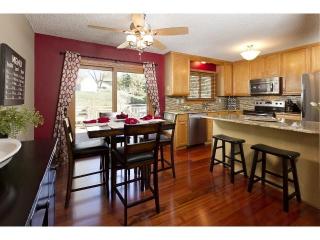 14060 37 Ave, Minneapolis MN  55447-5405 exterior
