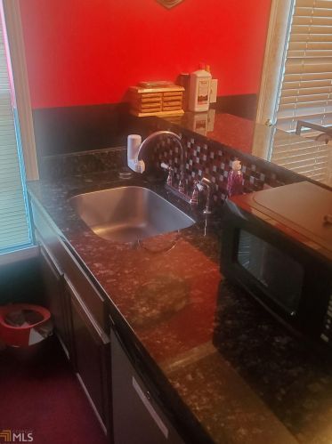 3650 Bristol Overlook, Rex GA 30273-2281 exterior