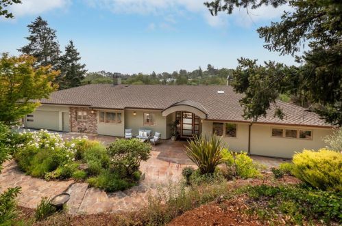 1145 San Raymundo Rd, Burlingame, CA 94010-6678