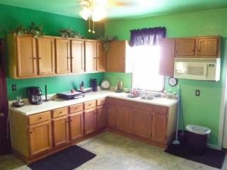 2103 96th St, Cleveland OH  44102-3707 exterior