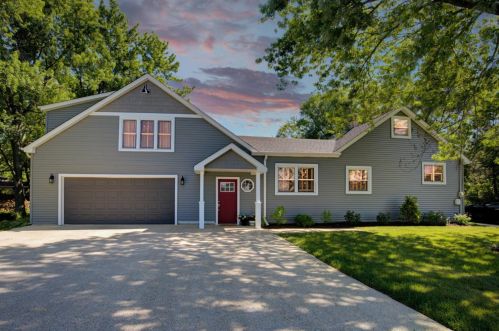 3217 121st Ave, Crown Point IN  46307-8745 exterior