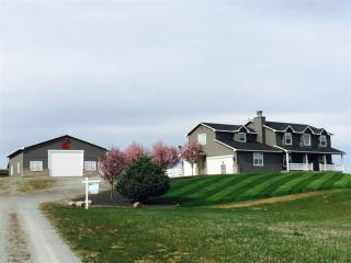 18027 32nd Ave, Spokane Valley, WA 99016-8747