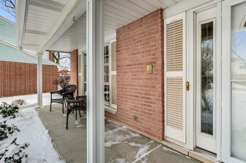 405 Haven Dr, Arlington Hts, IL 60005-3620