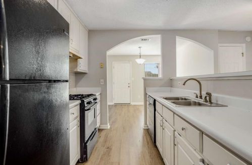 502 Kettletoft Ct, Stockbridge GA  30281-6485 exterior