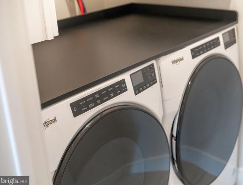 2302 Gordon St, Philadelphia PA 19132-4631 exterior