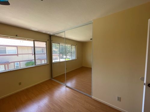 1545 Parkwood Pl, Concord CA  94521-2203 exterior