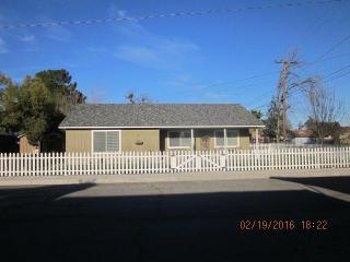 540 13th St, Sharon, CA 93610-2207
