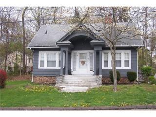 25 Heine Ave, Meriden CT  06450-3416 exterior