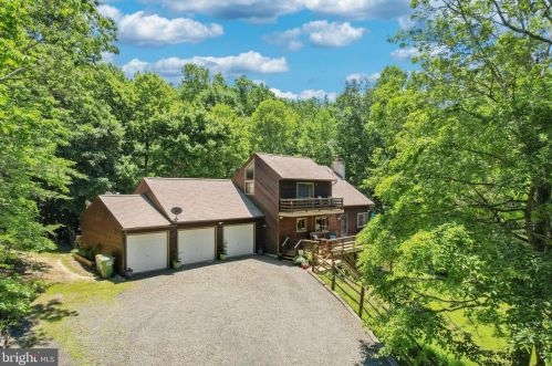 9449 Elihu Hill Rd, Marshall, VA 20115-2852