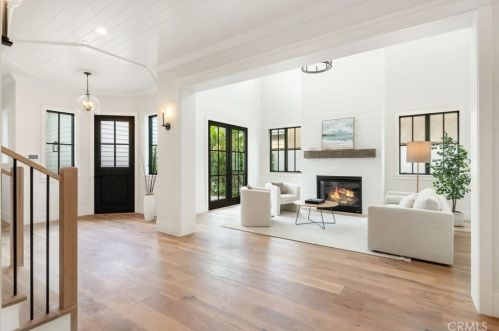 1436 21st St, Manhattan Beach, CA 90266-4037