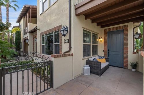514 Melrose St, Anaheim CA  92805-4710 exterior