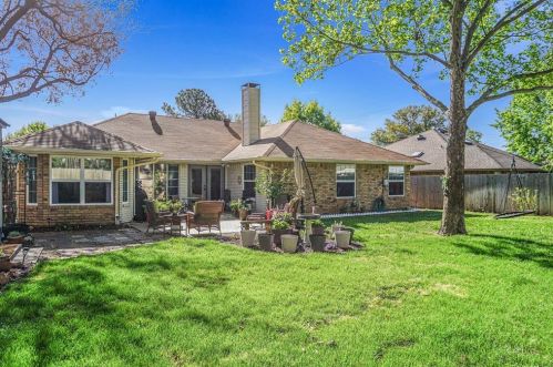 7816 Silveridge Dr, Fort Worth, TX 76133-7430