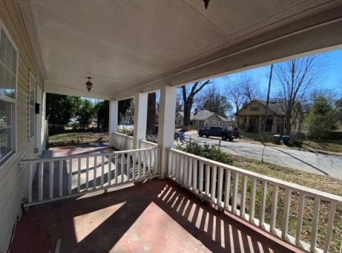 1041 Lawton Ave, Atlanta, GA 30310-3339