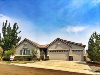2832 Cedar Ridge Dr, Reno, NV 89523-2858