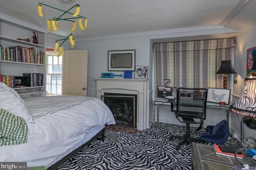 1075 Great Rd, Princeton NJ  08540-1246 exterior