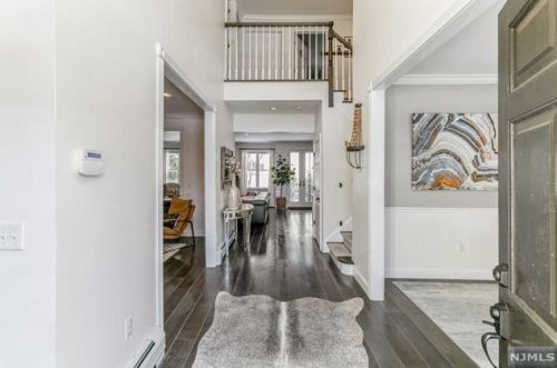 14 Wainwright Ave, Closter, NJ 07624-2920