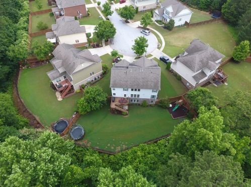 3861 Terrasol Trl, Lilburn, GA 30047-2340